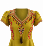 Robe Kabyle à Galons Traditionnelle & Pompons "Nadia"